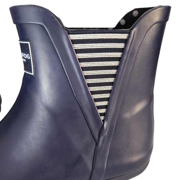 LONDON FOG Navy Blue Piccadilly Rain Chelsea Boots w/ Striped Elastic Sides 7 - Picture 6 of 11
